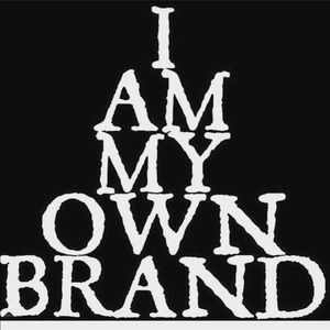 Meet your Posher, Latasha